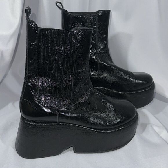 FREE PEOPLE DISCO DAYS PLATFORM BOOTS IN BLACK CRINKLED PATENT NEW - Picture 9 of 11